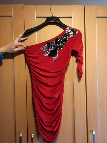 Robe moulante élégante rouge