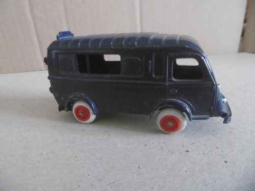 Cij 1000 renault police - 1000,