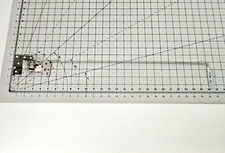 Acer Aspire V5-531 - Charniere d'ecran gauche / Left screen hinge - 34.VM06.001
