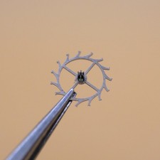 N°705 Roue d'échappement -