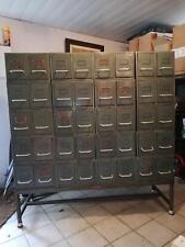 Meuble de métier à tiroirs