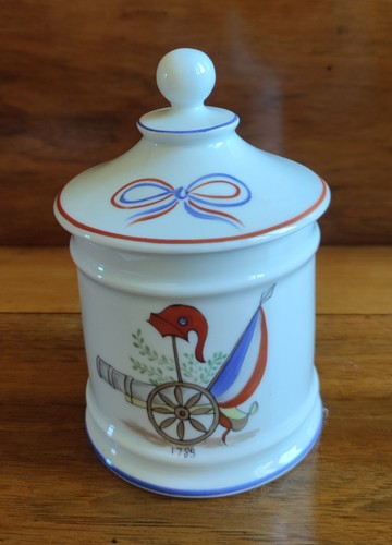 Ancien pot tabac - à, (ou