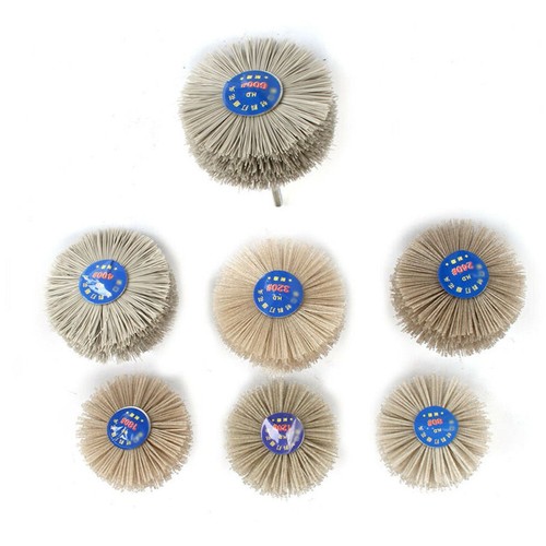 Outil brosse meule - à,