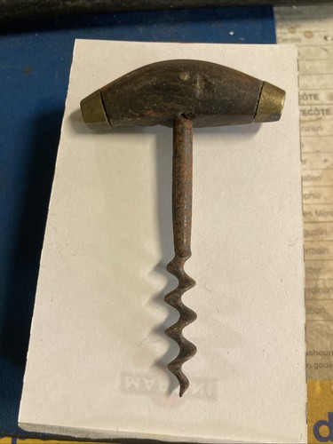 Tire bouchon ancien bronze - tire,