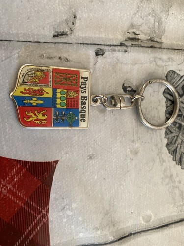 Porte clé métal pays - clé,