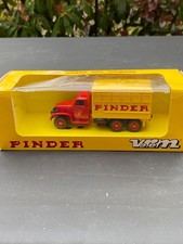 2  VOITURE MINIATURE CIRQUE