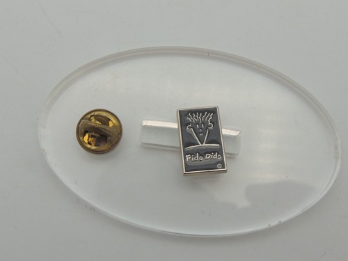 Pin fido dido - dido, logo