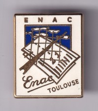 RARE PINS PIN'S .. ART UNIVERSITE FALUCHE FACULTE ENAC ARCHITECTURE TOULOUSE ~GB