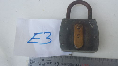 Ancien gros cadenas - e3/,