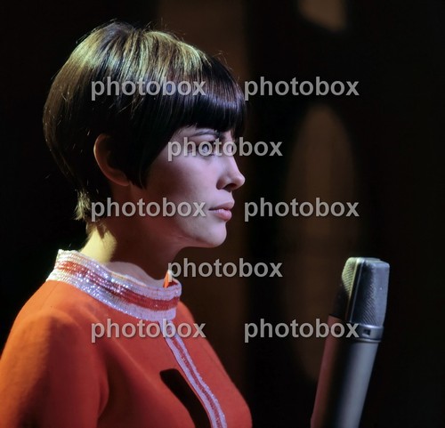 Mireille mathieu exclusive - *,