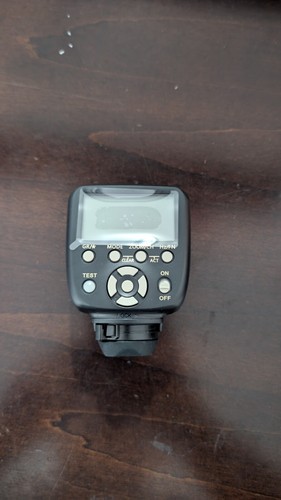 Yongnuo 560 new - yongnuo, ii