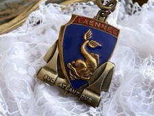 Rare porte-clés ancien Augis