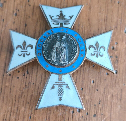 Insigne croix procession du - croix,