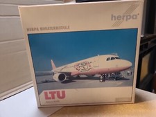 1:200 Herpa Wings 550734 LTU
