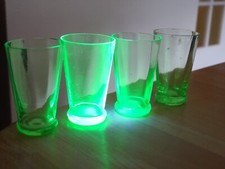 4 ANCIENS VERRES LIQUEUR VERRE SOUFFLER OURALINE ART DECO COTES VENITIENNES 6 cm