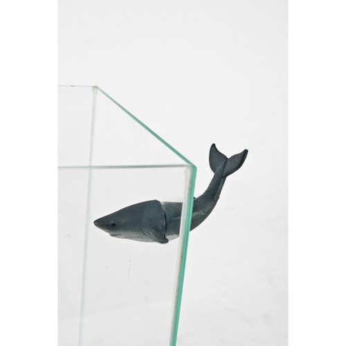 Décoration requin magnétique