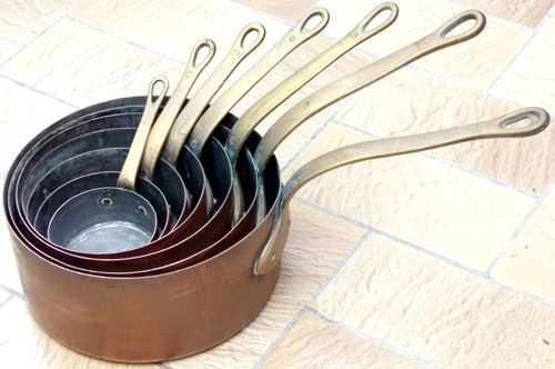 Casseroles anciennes - ,