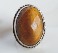 Belle bague en Argent massif 925 et Oeil de tigre taillé Cabochon Ovale T 51