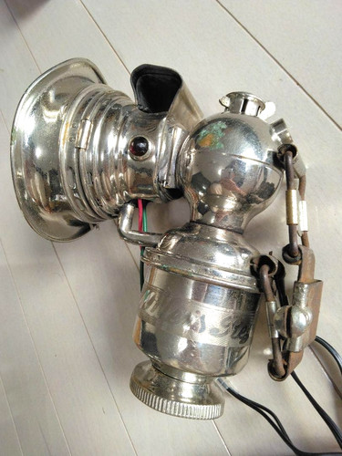Lampe carbure modifiée en - lampe, (modifiée