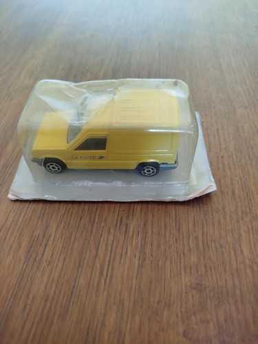 Ancienne renault express - ancienne, la