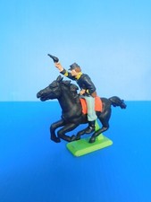 BRITAINS LTD : LE WESTERN   LA 7 EME CAVALERIE NORDISTE A CHEVAL  LA CHARGE