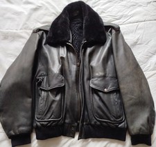 blouson cuir aviateur uniforme