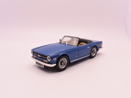 Miniature voiture triumph - miniature, tr6