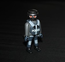 Playmobil police policier des