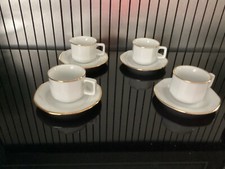 Lot de  4. TASSES  À EXPRESSO