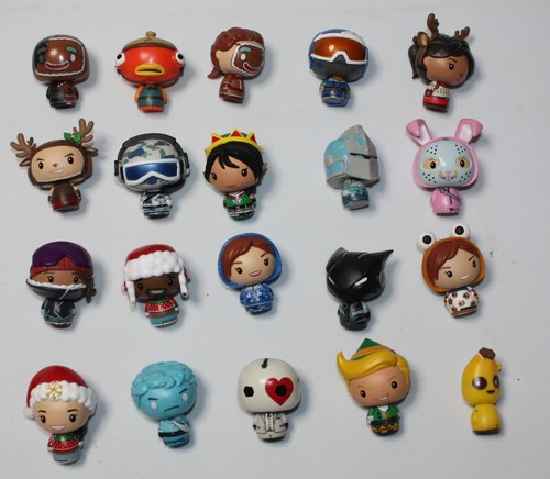 Lot mini figurines funko - lot,