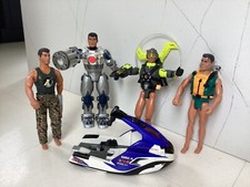 Lot de 4 ACTION MAN HASBRO JOUET VINTAGE + SCOOTER des Mers