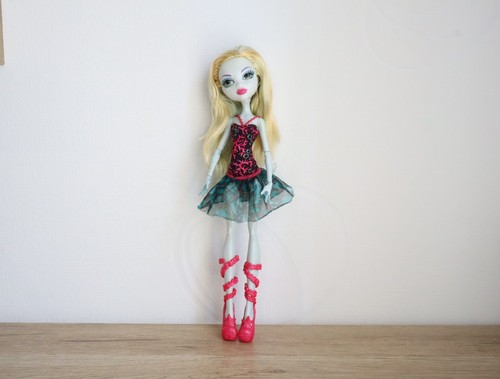 Monster high lagoona blue