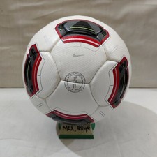 *RARE* Nike Total 90 Tracer -