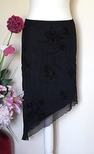Vêtement occasion femme : Jupe noire asymetrique velours pailletté - T: 36 /38 *