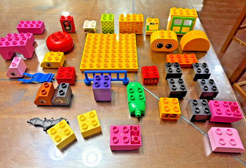 Lego duplo lot includes - lego,