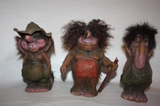 3  figurines  troll vintage