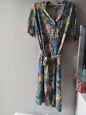 Robe fleurie, B.Solfin 40