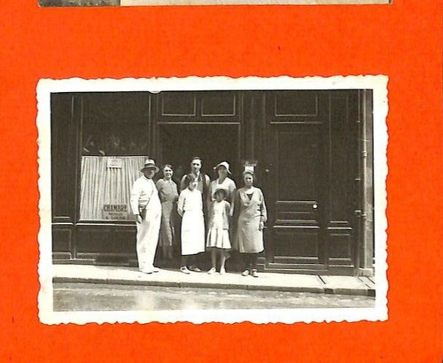 Small photo storefront - small,
