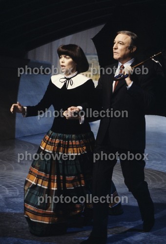 Mireille mathieu exclusive - *,