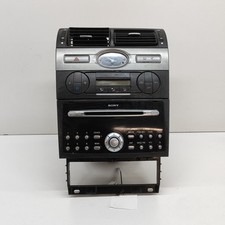Autoradio avec lecteur CD et
