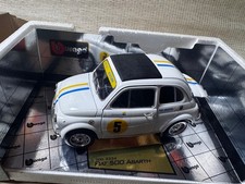 fiat 500 Abarth blanche avec