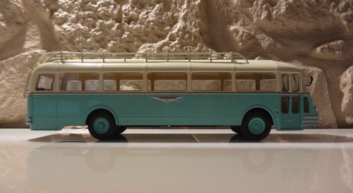 Autocar miniature le - 1/43,