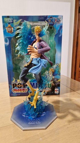 Figurine one piece portrait - figurine, of