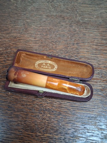Fume cigarette ancien - fume-cigarette,