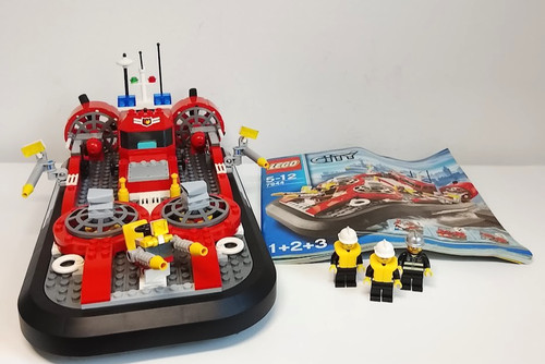 Lego city 7944 fire hovercraft - lego,