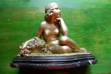 SCULPTURE EN TERRE CUITE " FEMME AU PANIER " ART DÉCO signée B. REZL,