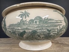 Exotique Longchamp Service