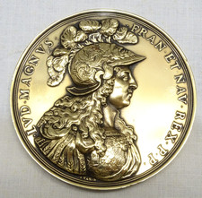 - ANCIENNE MEDAILLE DE TABLE