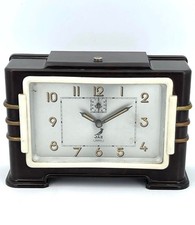 Grand Réveil pendule en bakelite marron , de la marques française Jaz , 1940s