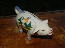  ANCIENNE TIRELIRE COCHON en Porcelaine à Décor d'une BRETONNE